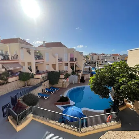 Sarah's - Playa Fanabe Costa Adeje