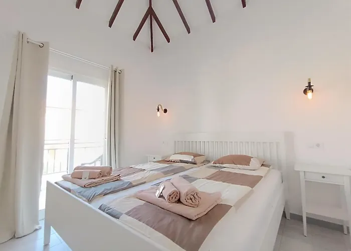 Апартаменты Sarah's - Playa Fanabe Адехе