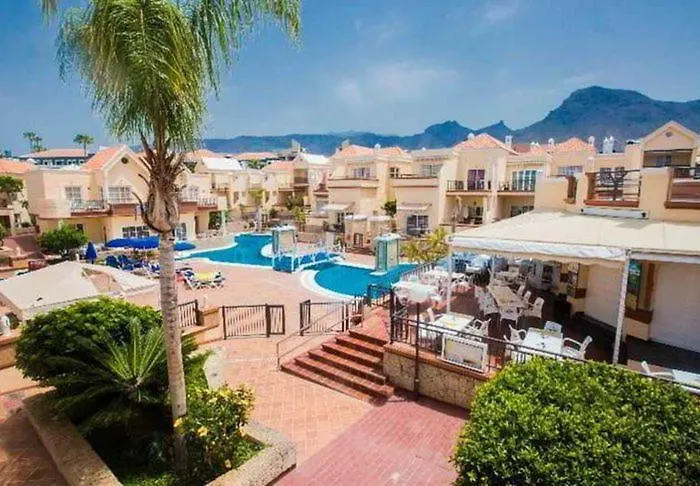 Sarah's - Playa Fanabe Apartment *