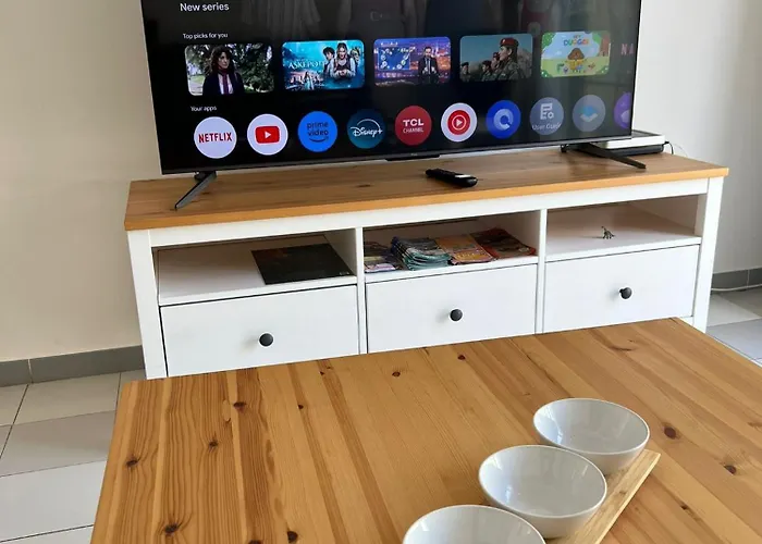 Sarah's - Playa Fanabe *