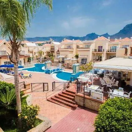 Sarah's - Playa Fanabe Apartman *